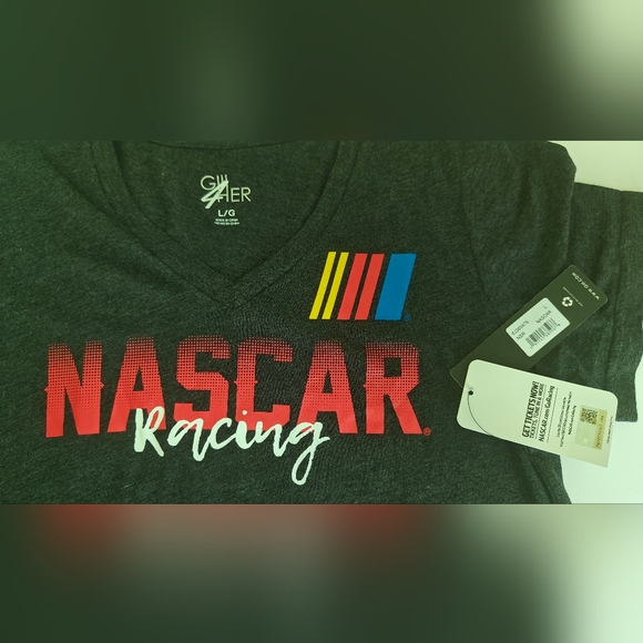 Women's NASCAR Merchandise G-III 4Her by Carl Banks Black V-Neck T-Shirt - Picture 5 of 6